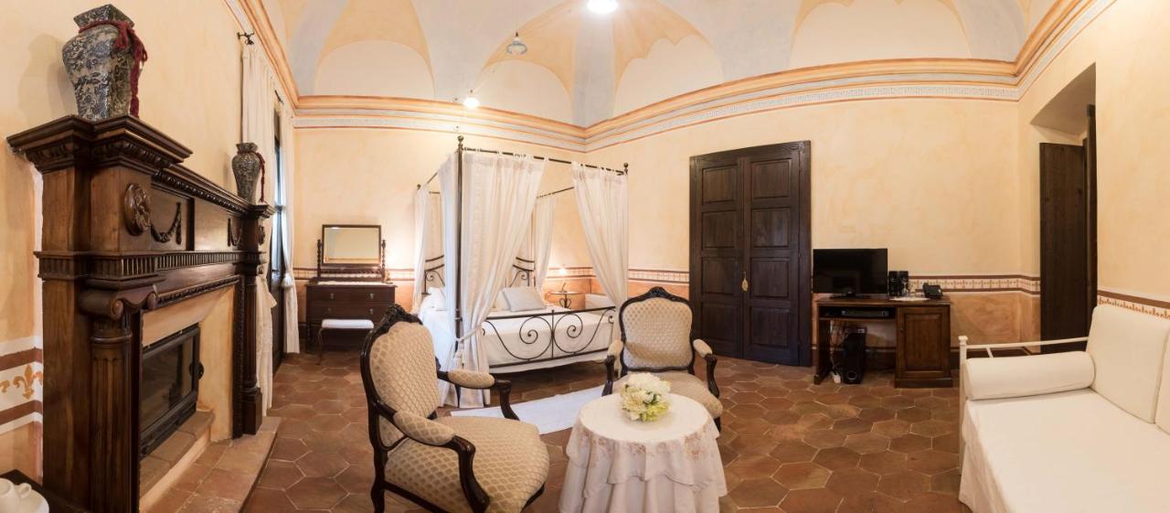 Hotel Anticos Palathos Orosei Ngoại thất bức ảnh