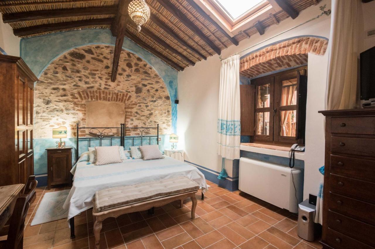 Hotel Anticos Palathos Orosei Ngoại thất bức ảnh