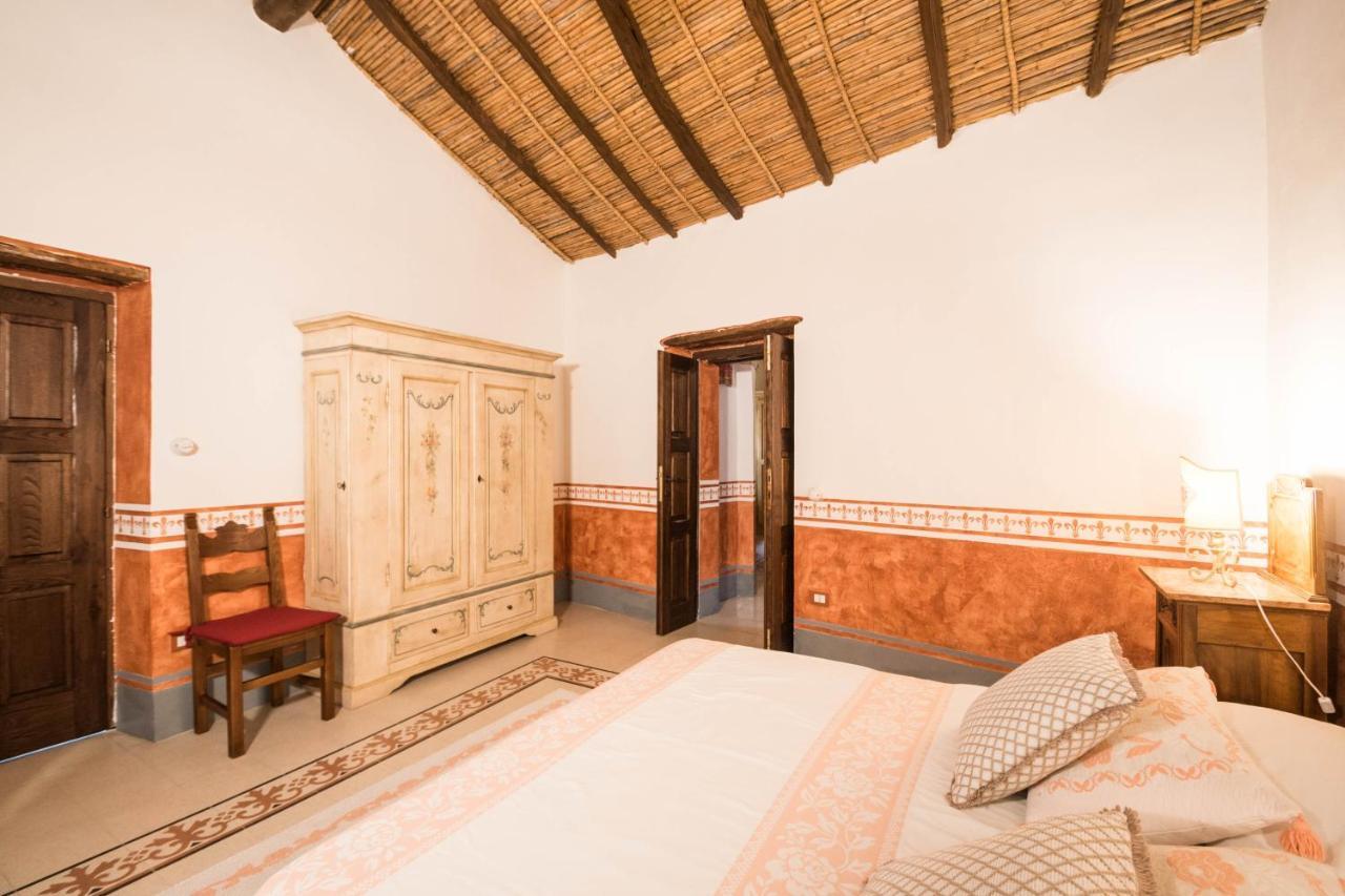 Hotel Anticos Palathos Orosei Ngoại thất bức ảnh