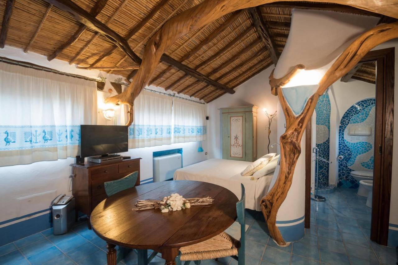 Hotel Anticos Palathos Orosei Ngoại thất bức ảnh