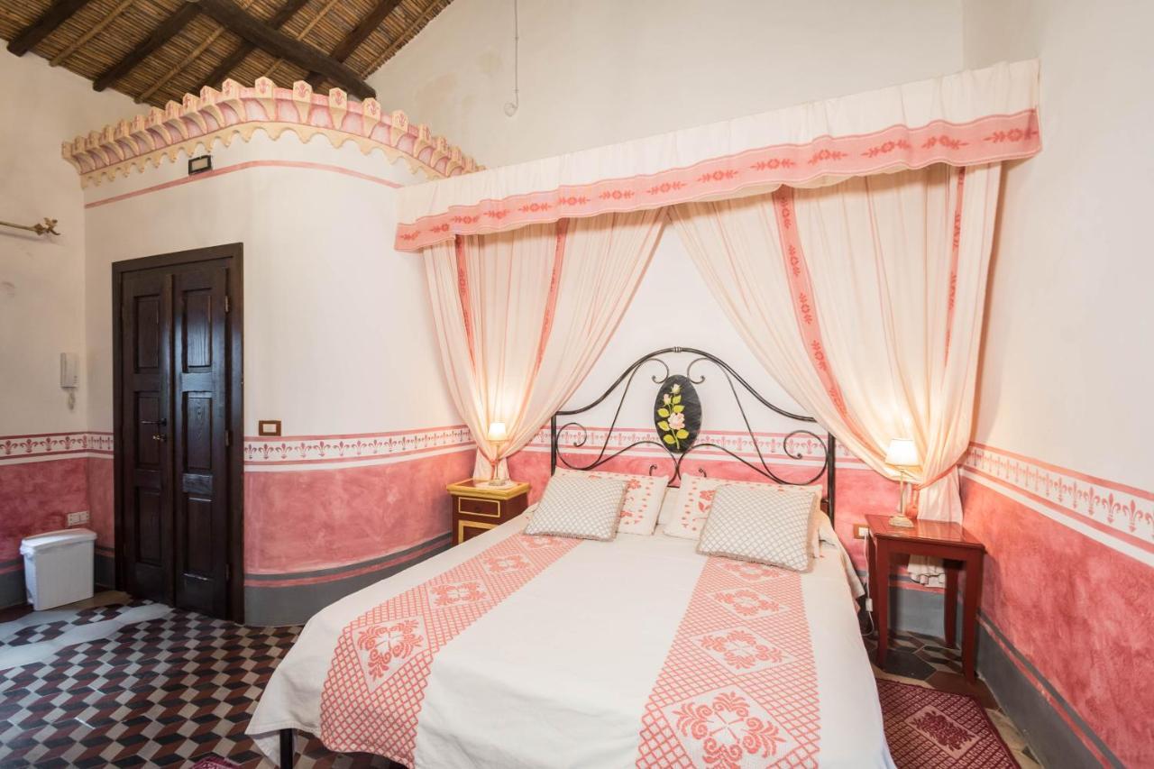Hotel Anticos Palathos Orosei Ngoại thất bức ảnh