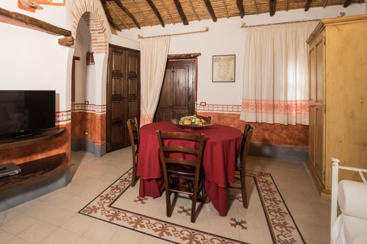 Hotel Anticos Palathos Orosei Ngoại thất bức ảnh